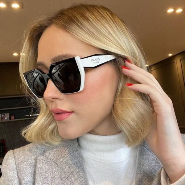 Prada PR 15WS