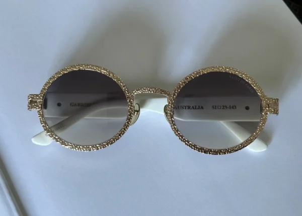 Saint De Paris Petite Gabrielle